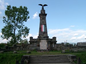 2008.06.22. Erdély, 13-Mádéfalvi emlékmű IM000202  