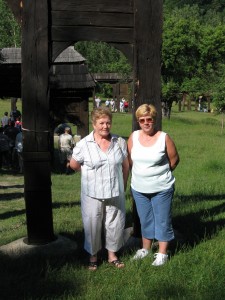 2008.06.23. Erdély, 04-Szejkefürdő, a székelykapuknál IMG 0152 