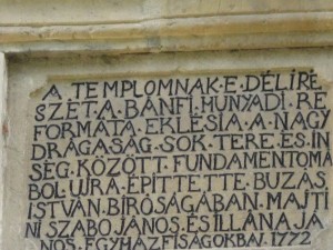 2008.06.24. Erdély, 04-Bánffyhunyad-i templom emléktáblája IMG 0209 