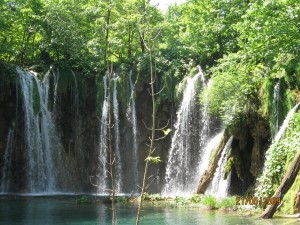 2009.05.21. Horvátországban, csoportunk a plitvicei tavaknál 053