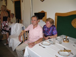 2009.08.13. Agárdi kiránduláskor a Vadász étteremben  010