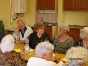 2010.05.03. Anyák napi klubnapon 021